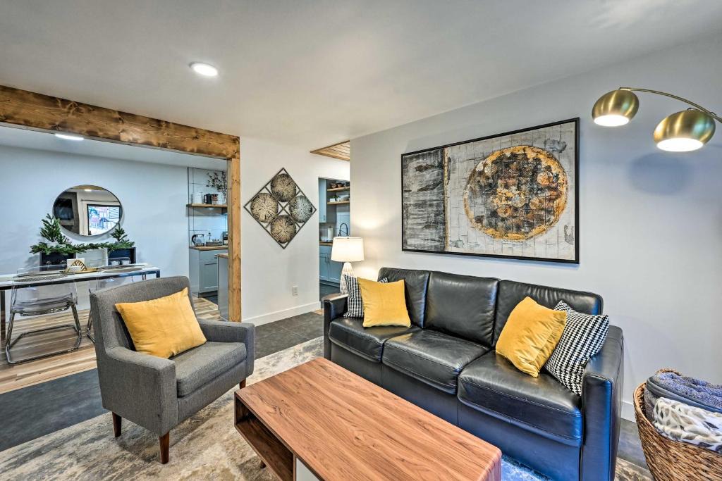 Steamboat Springs Apartment | Modern Steamboat Condo 3 Blocks to the Gondola!
