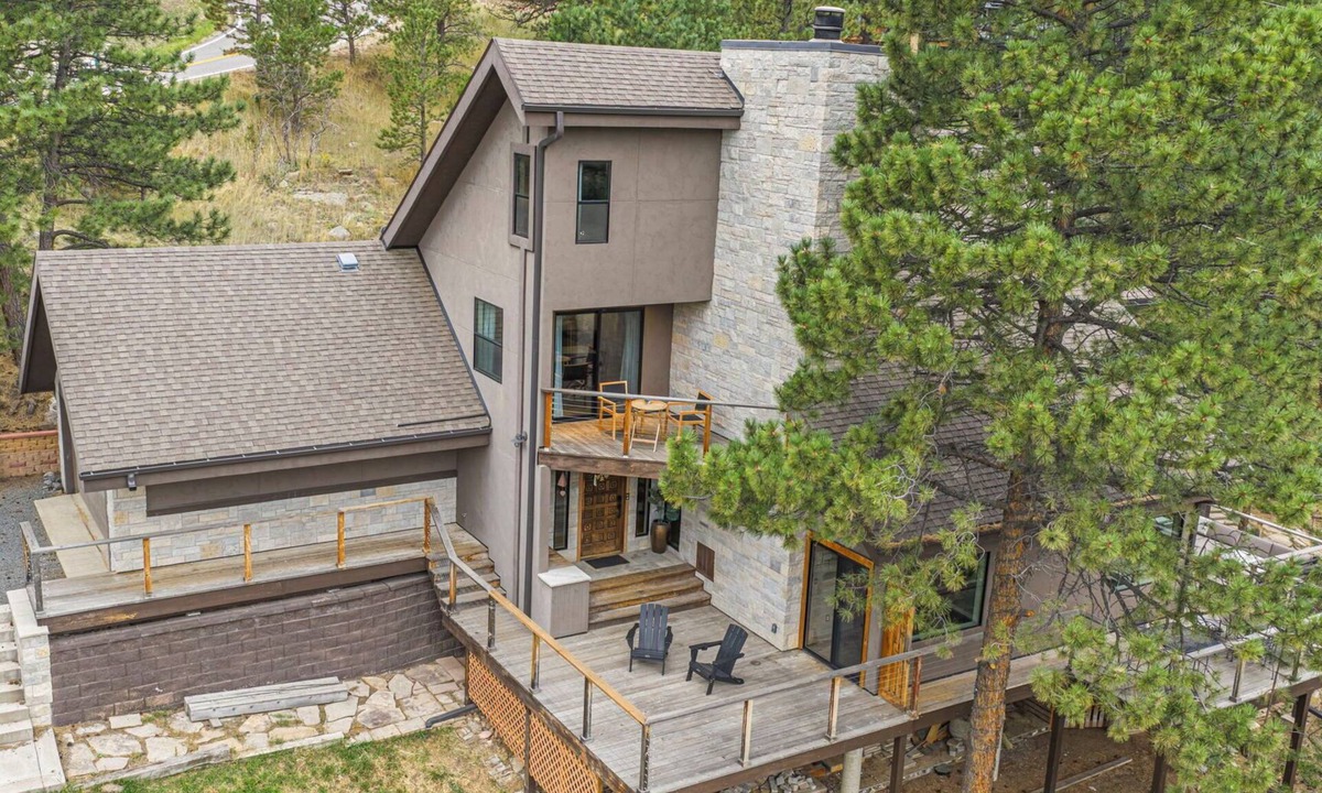Pine Brook Hill House | Mountain Retreat - Close to Town!