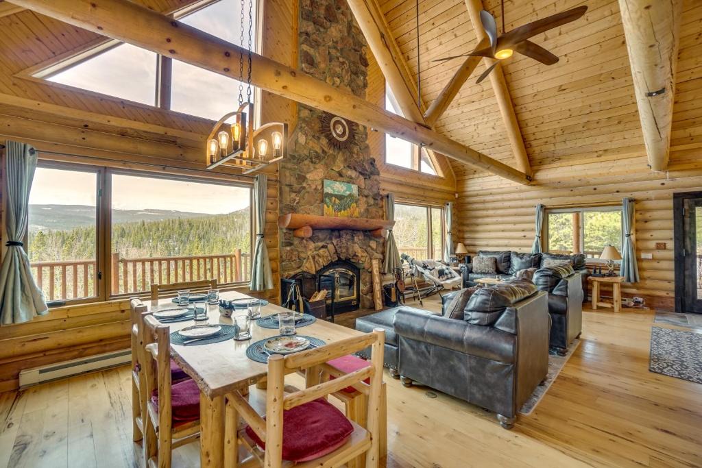 Crystal Lake House | Mountain-View Front Range Colorado Vacation Rental