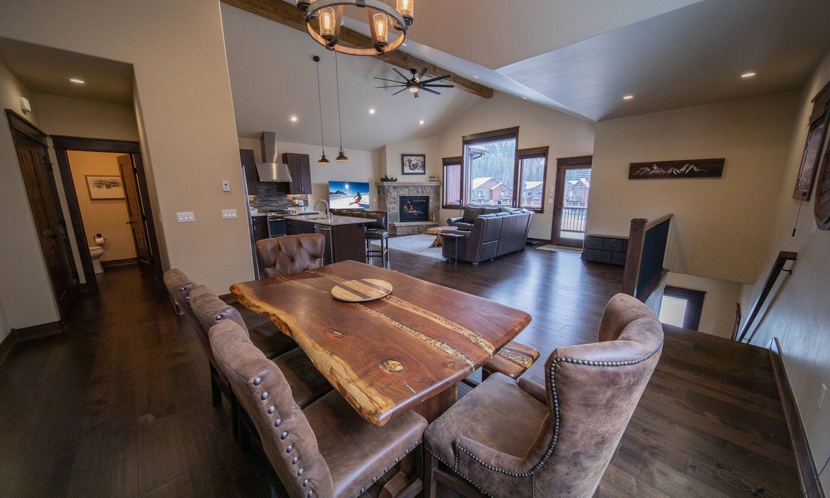 River Run House | Mtn Views, Private Hot Tub, Walk to Slopes