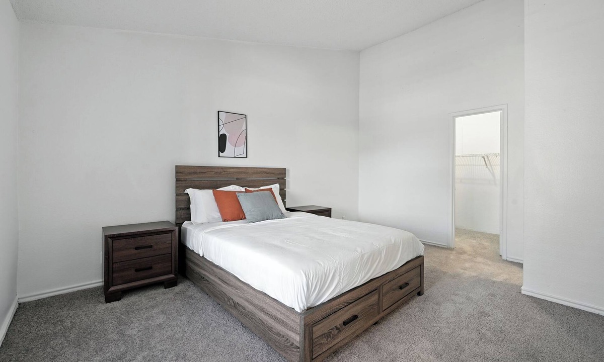 Windsor Park Apartment | Mueller Flats 1221 I Spacious 2 bed 2 Bath