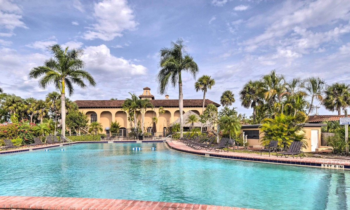Naples Apartment | Naples Apt w/ Community Perks Near the Everglades!
