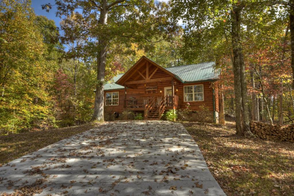 Turtletown House | New - Campbells Cozy Cabin With Fire Pit