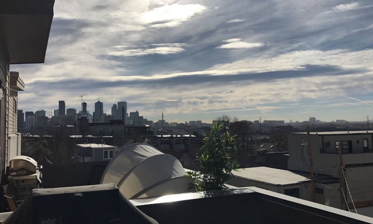 Sun Valley House | New Modern Town Home with Amazing View Located in Jefferson Park Neighborhood