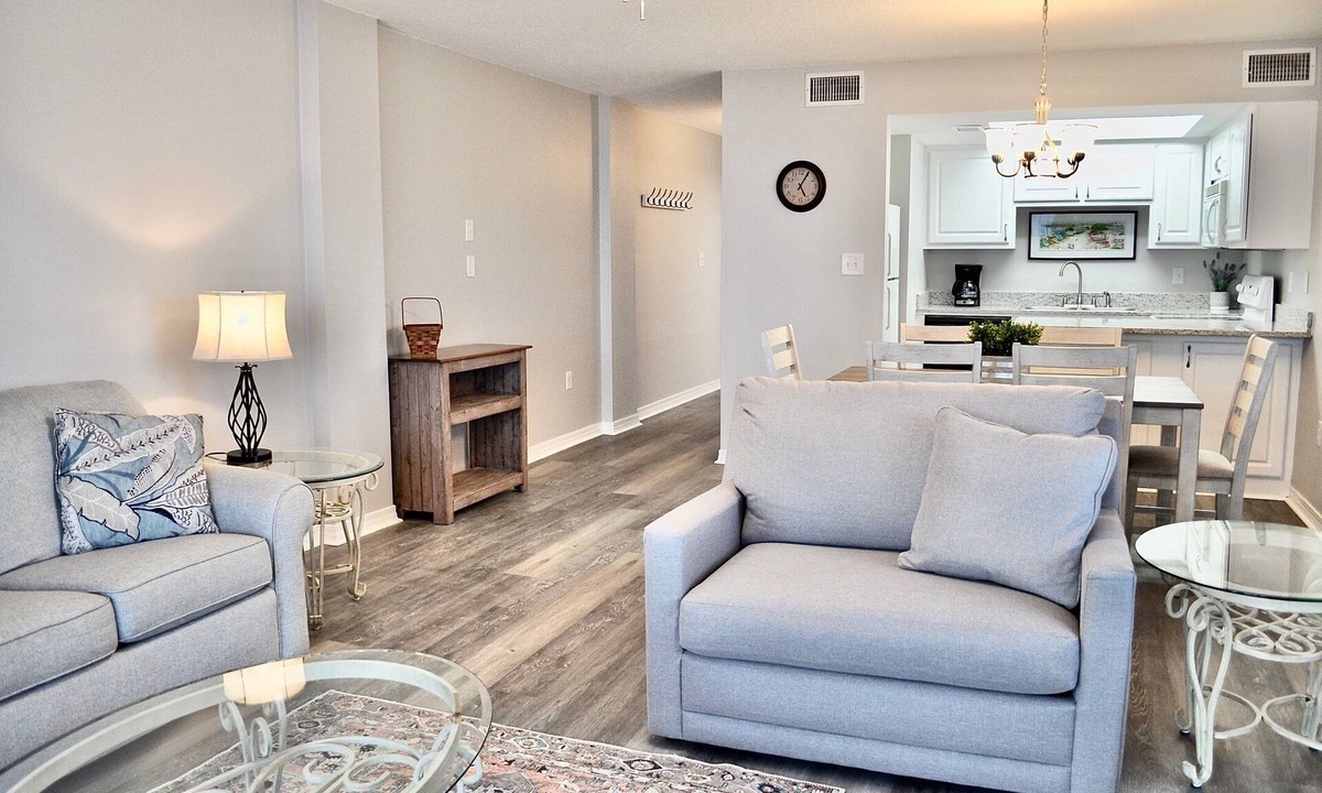 Orange Beach Condo | Newly updated 1 bed right on the beach!