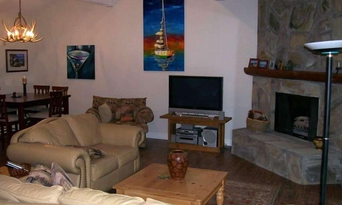 Incline Village Condo | Nicely Updated Condo Across From Hyatt!