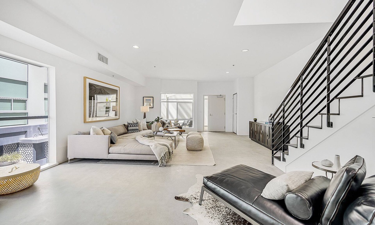 Marina Peninsula House | Nicest building in beach area 1 block from Venice Pier and Beach. Designer Done.
