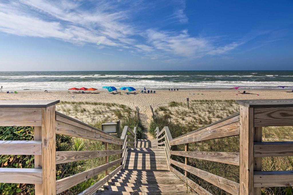 Indian Beach Apartment | Ocean Club Condo Spectacular View and Beach Access!