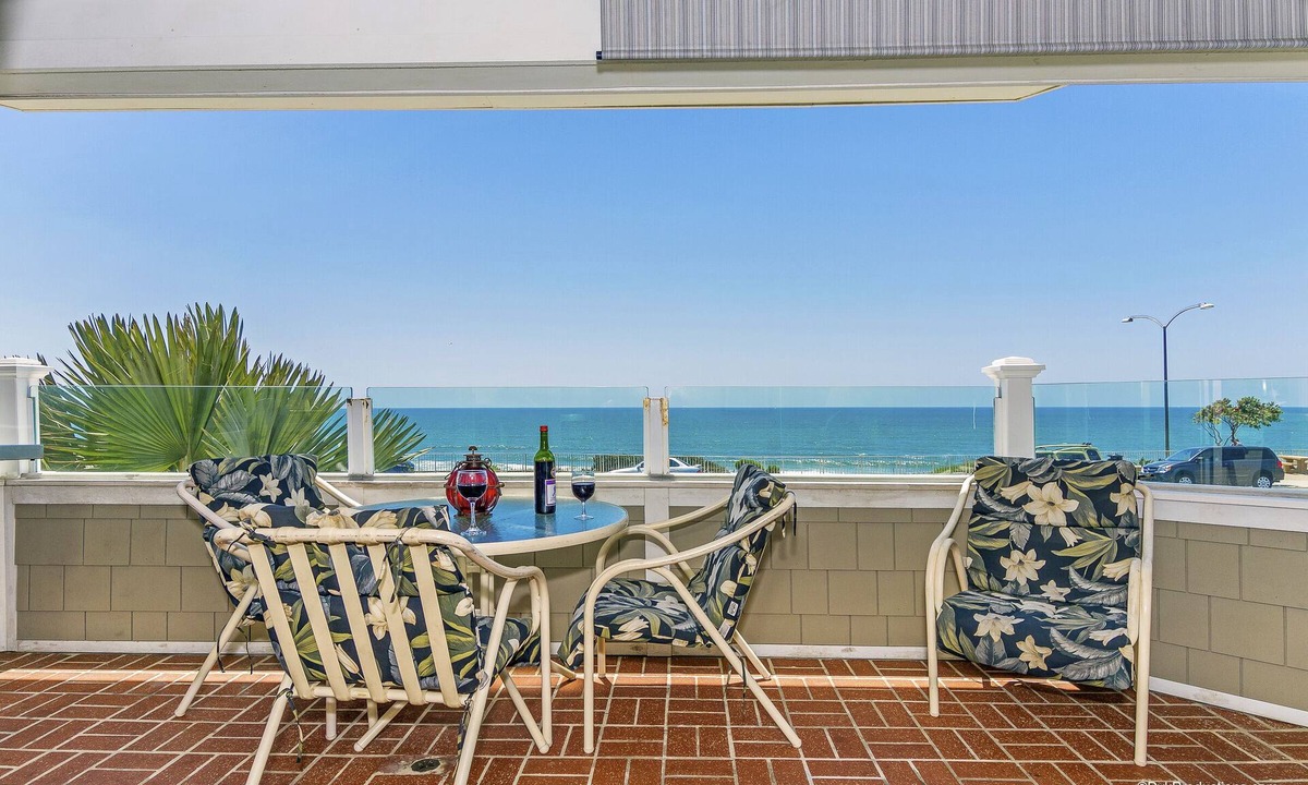 Carlsbad Condo | Ocean Front Condominium Unobstructed Ocean Views!