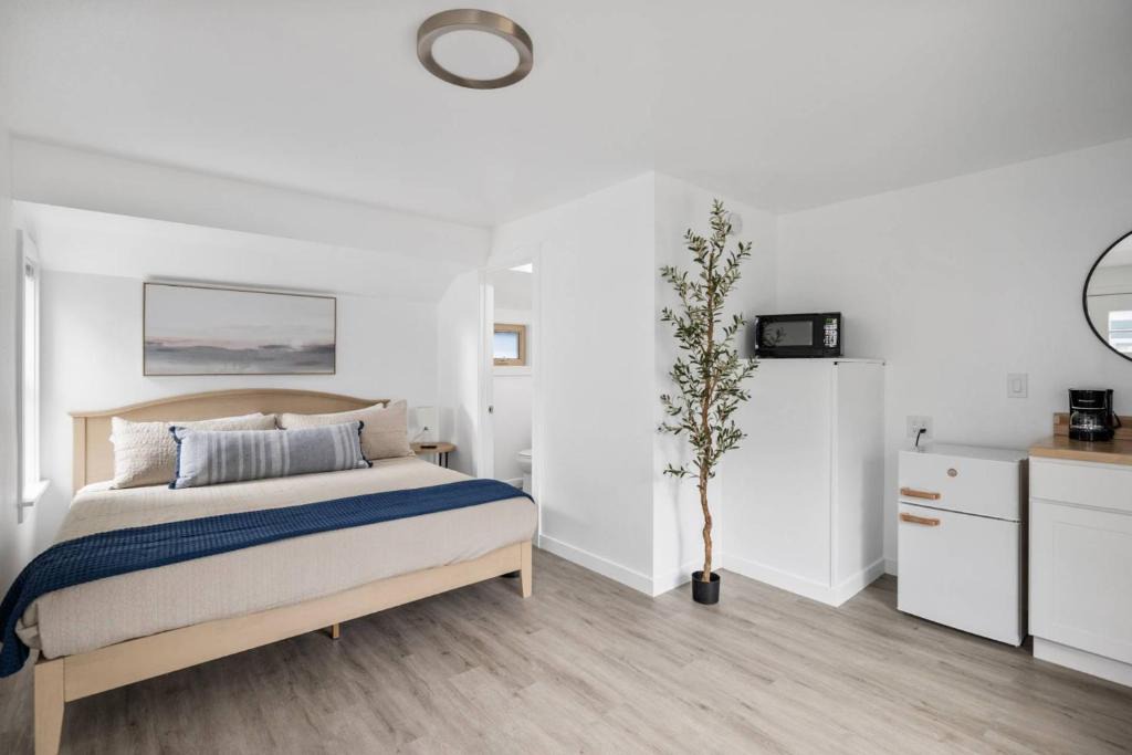 Rockaway Beach House | Ocean Rogue Inn Unit 9