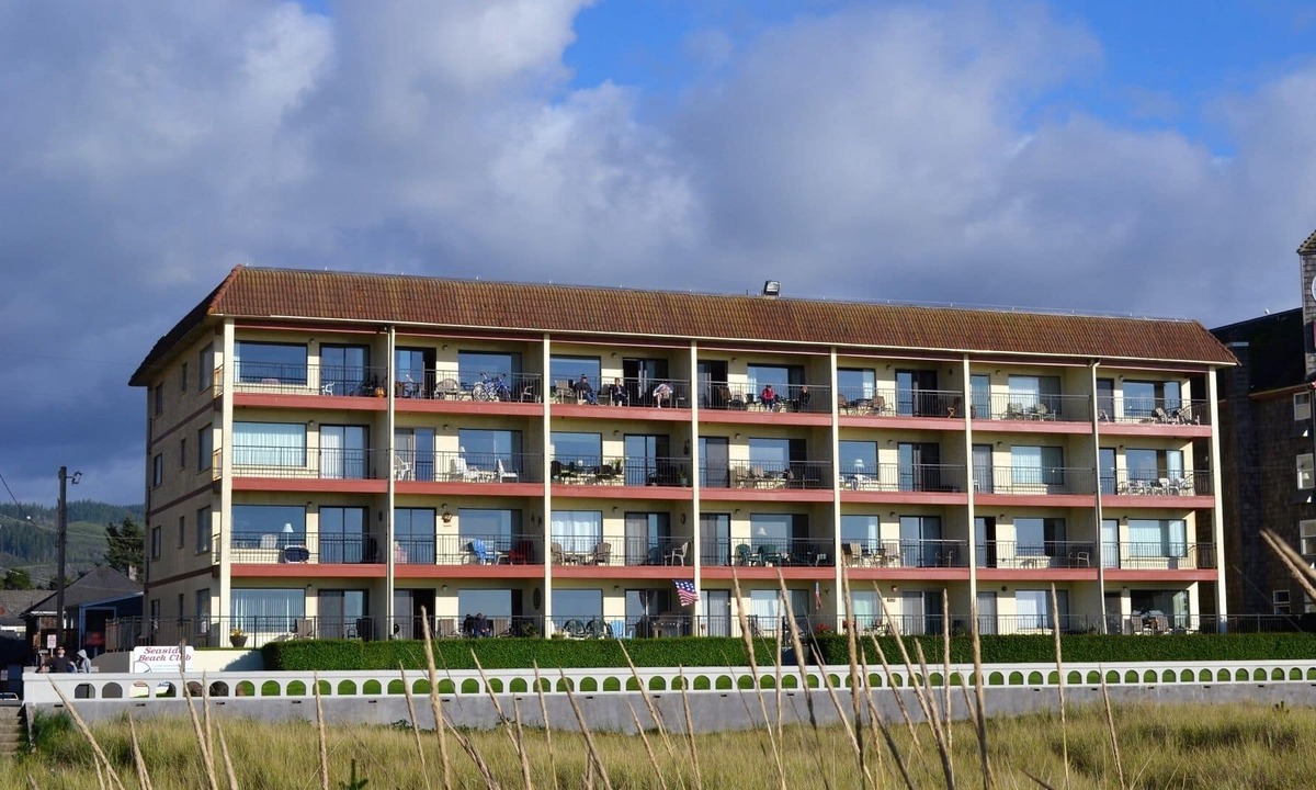 Seaside Condo | Oceanfront 3rd floor, Balcony with Spectacular Ocean Views