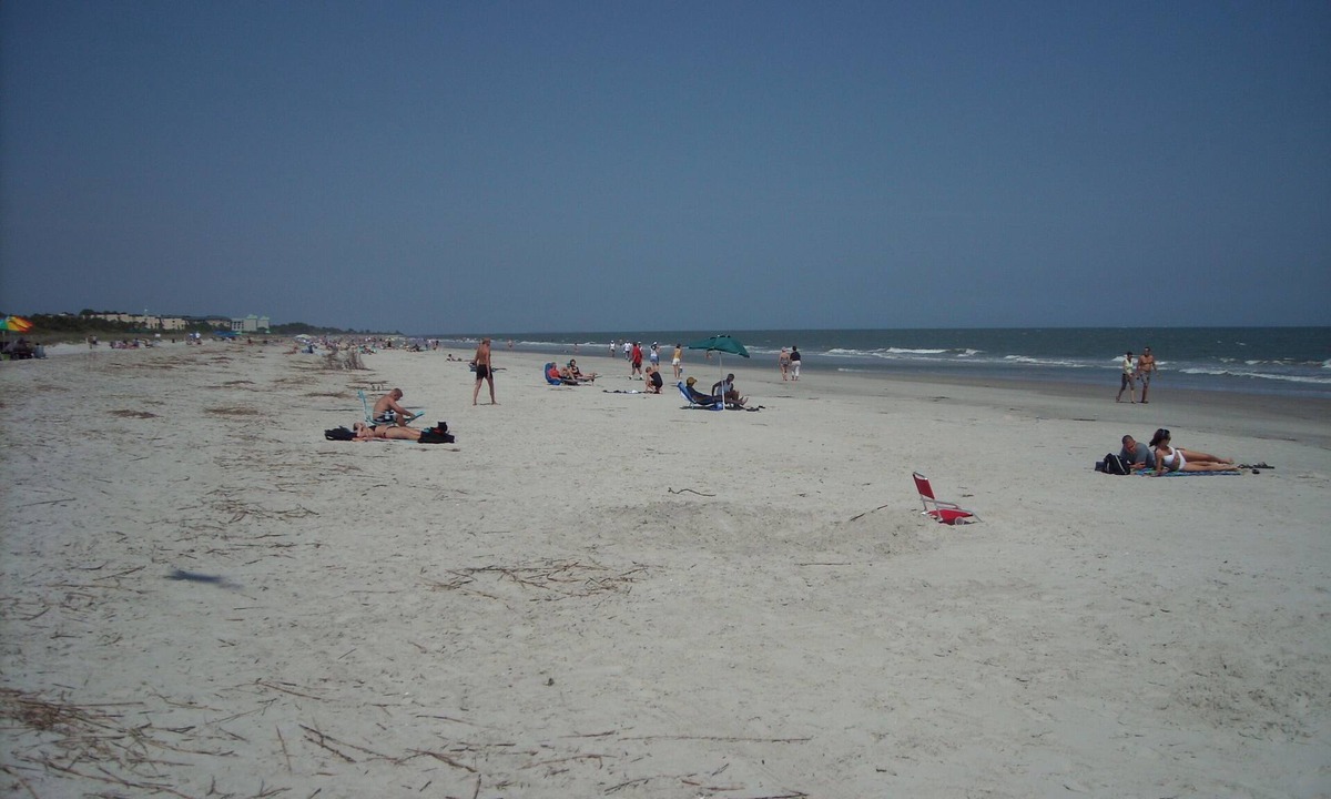 Folly Field Villa | OCT4-DEC2026 AVAIL:OCEANVIEW 3RDFL,2B/2B,50yd toBEACH,POOLS, tiledshowerELEVATOR