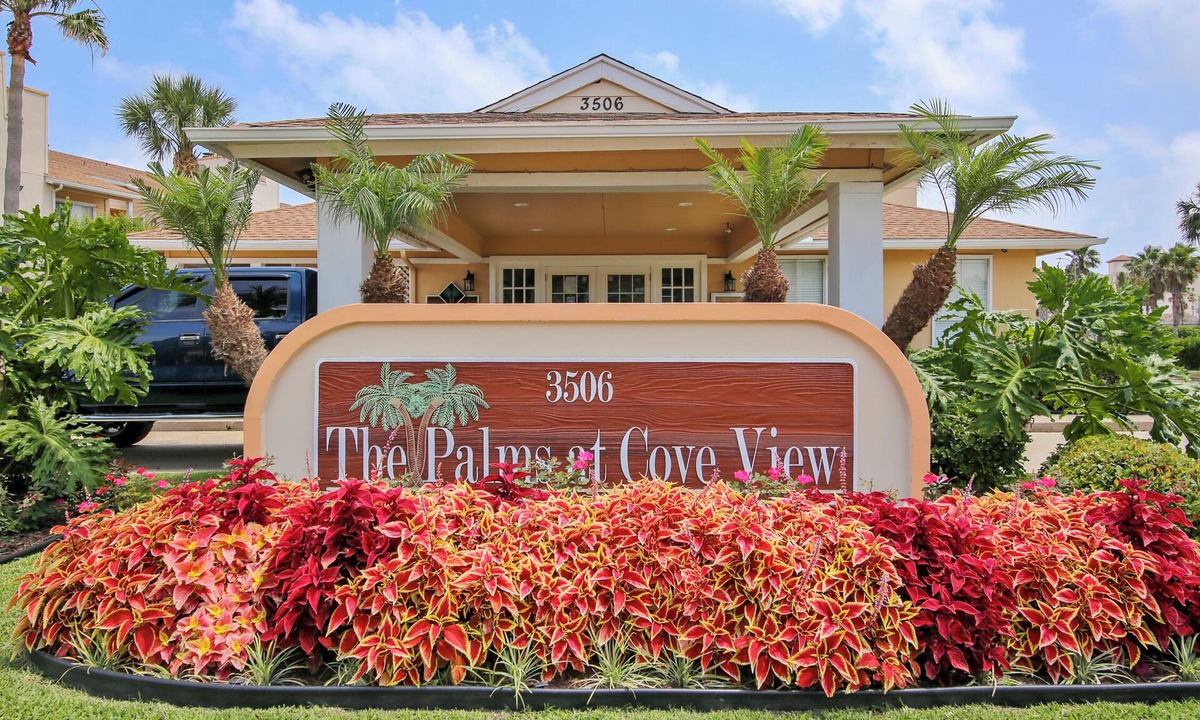 Galveston Condo | Palms at Cove View 806 - Bougie Beach Bungalow