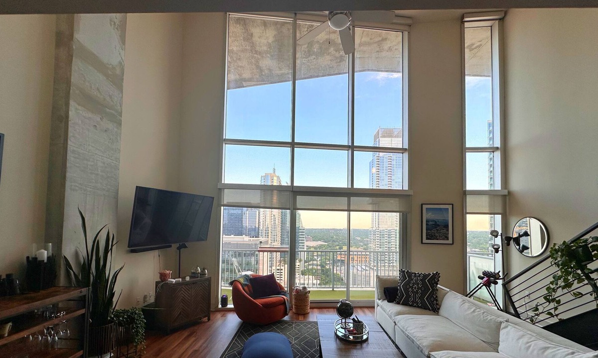 West End Condo | Penthouse W/6th st Downtown ATX