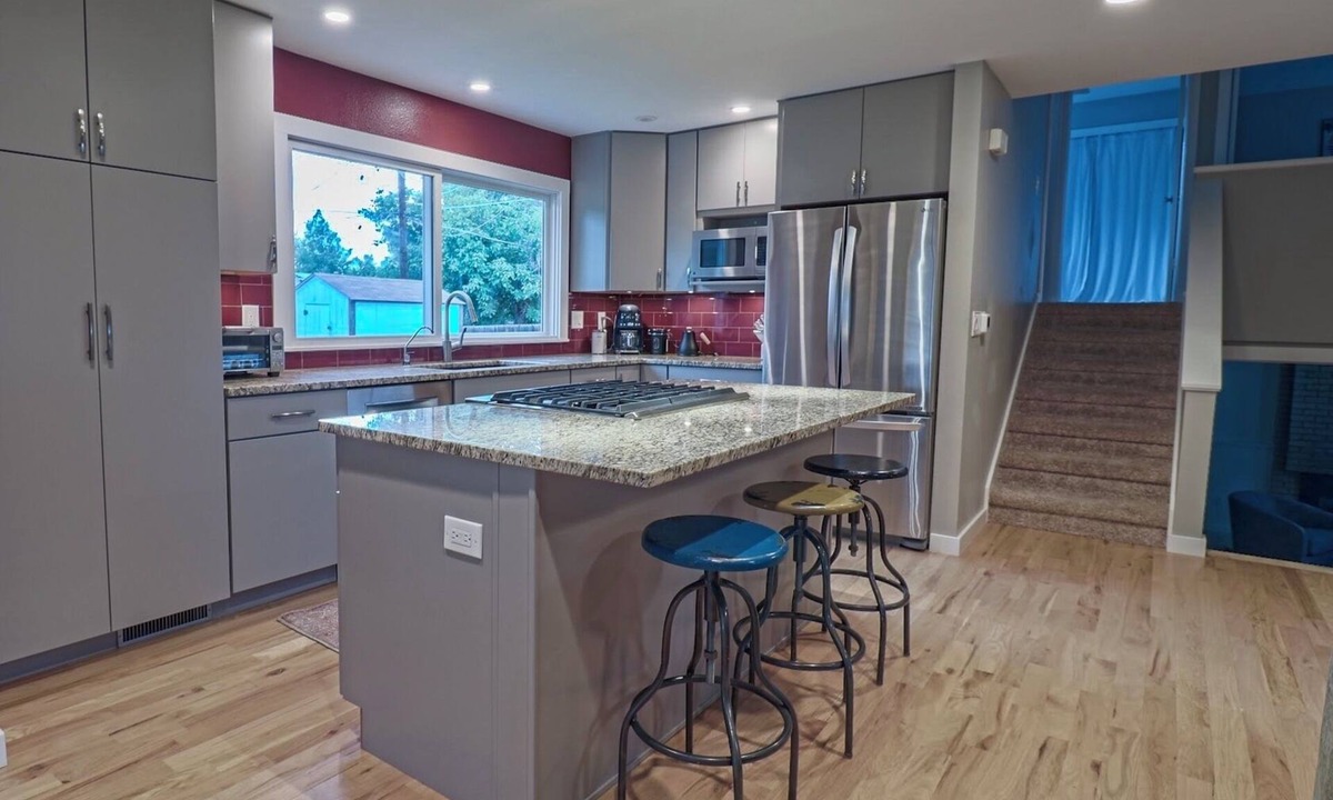 South Boulder House | Perfect Boulder getaway, ideal location with hiking & biking right out the door!