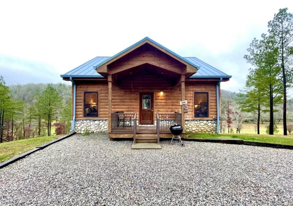 Tellico Plains House | Perfect Stay for Fishing, Hiking, R&R - Charming Sapphire Bear Home