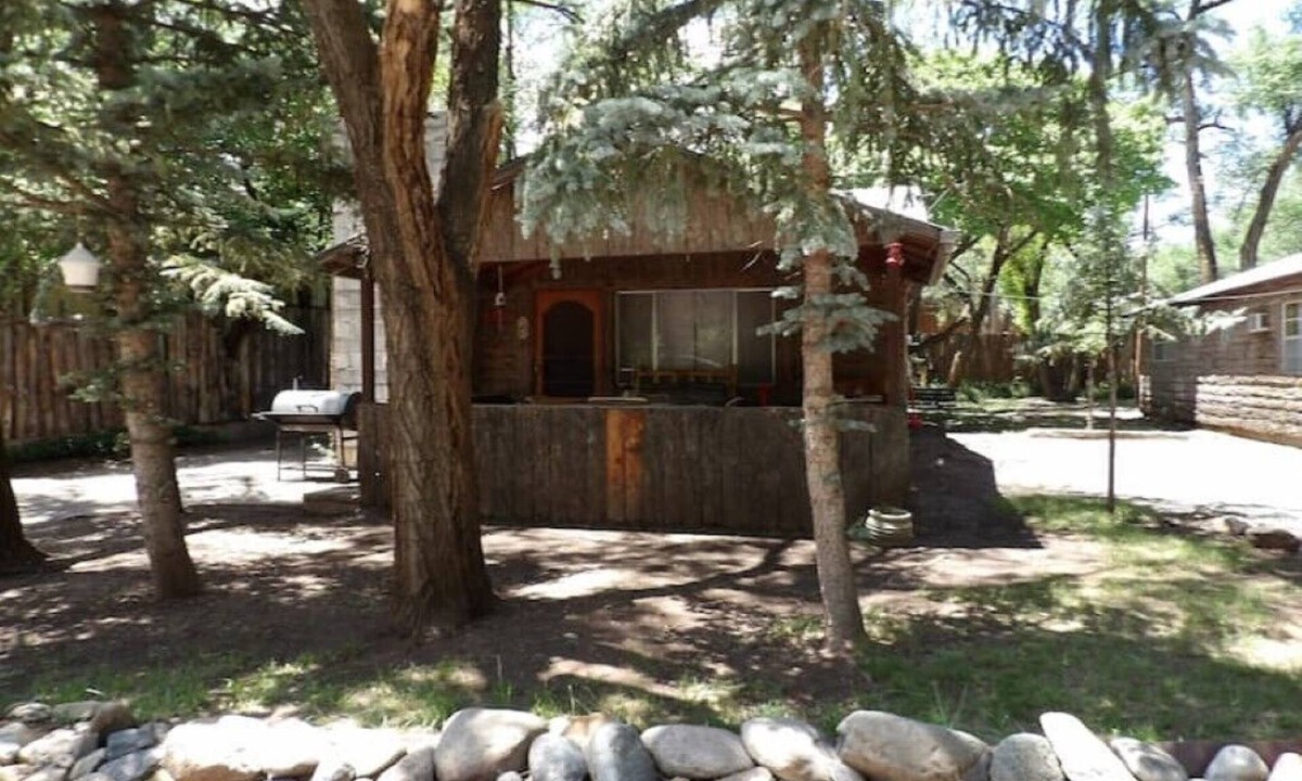 Ruidoso Cabin | Ponderosa Cabins 104 N Laurel cabin 10