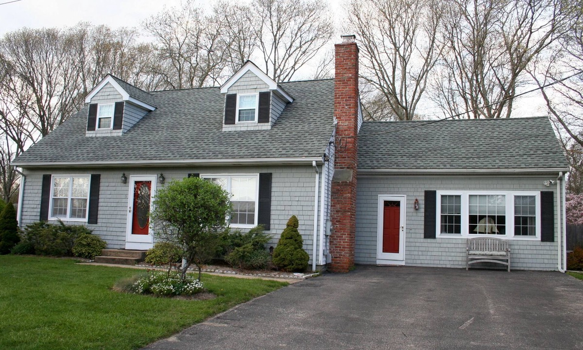 Saunderstown House | PRIVATE HOME NEAR BEACH LOCATED IN NARRAGANSETT, RI
