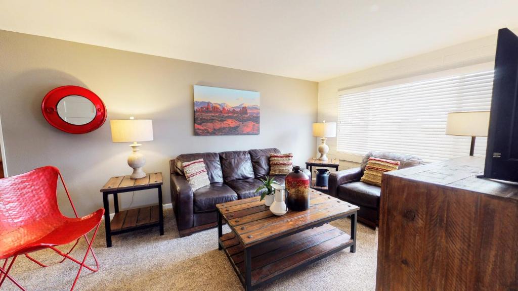 Moab Apartment | Purple Sage Flats #7