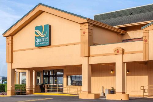 Quality Inn At Coos Bay | North Bend