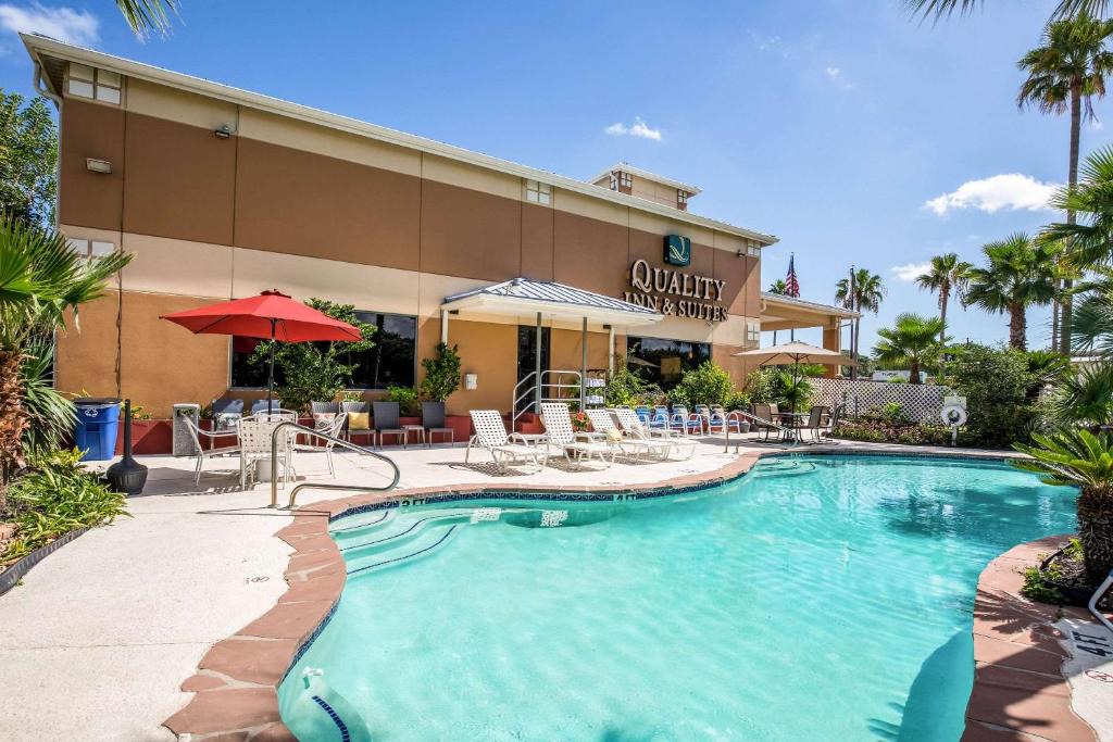 El Lago Hotel | Quality Inn & Suites Seabrook- NASA- Kemah
