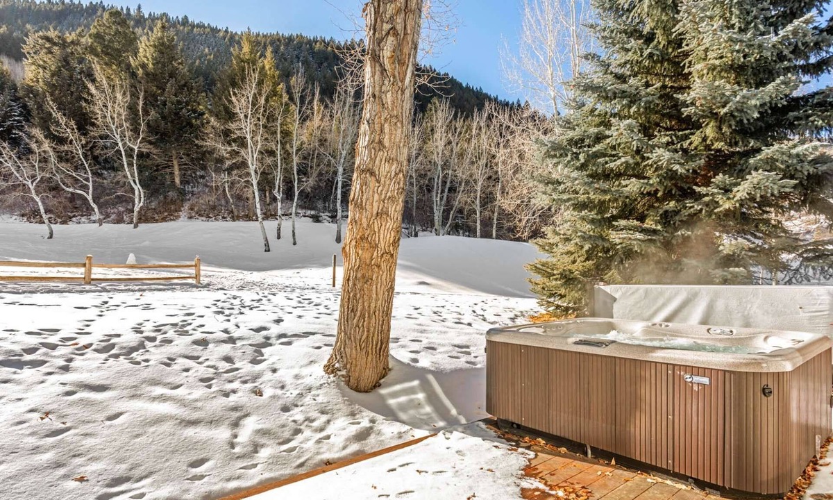 Eagle-Vail House | Quiet Colorful Fall! 3 Nights 10% off Now into November