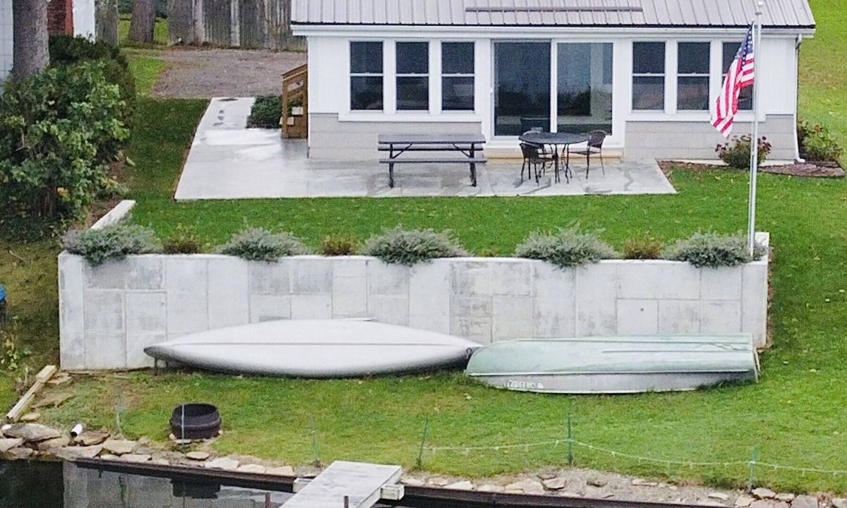 Cassadaga Cottage | Quiet Lakefront property on Cassadaga Lake WiFi & 2 car parking.