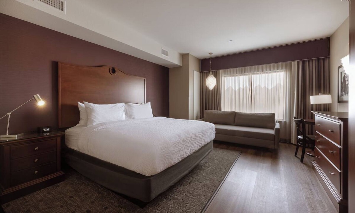 Parker Hotel | Relaxing Urban Escape with Cozy Beds, Calming Decor and Fitness Center
