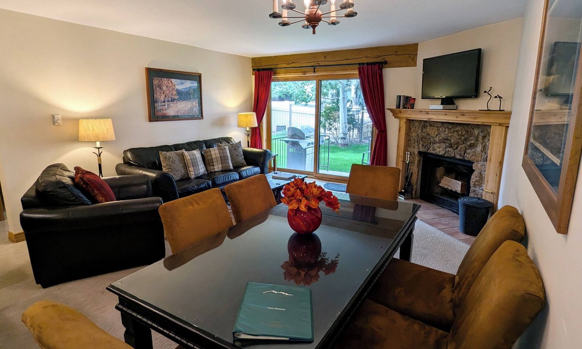 Avon Condo | Remodeled Condo w/FREE WiFi, Parking, Heated Pool, Hot Tubs, Skier Shuttles