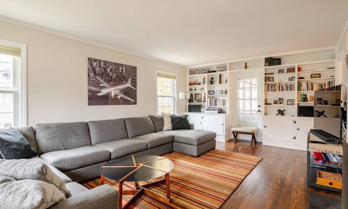 State College House | Remodeled, Updated, Perfect Location Next to Downtown/PSU!