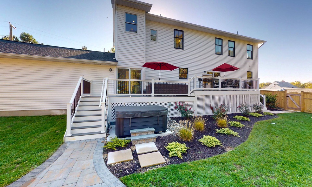 Pasadena House | Renovated, dog-friendly home with private pool, hot tub & stunning backyard