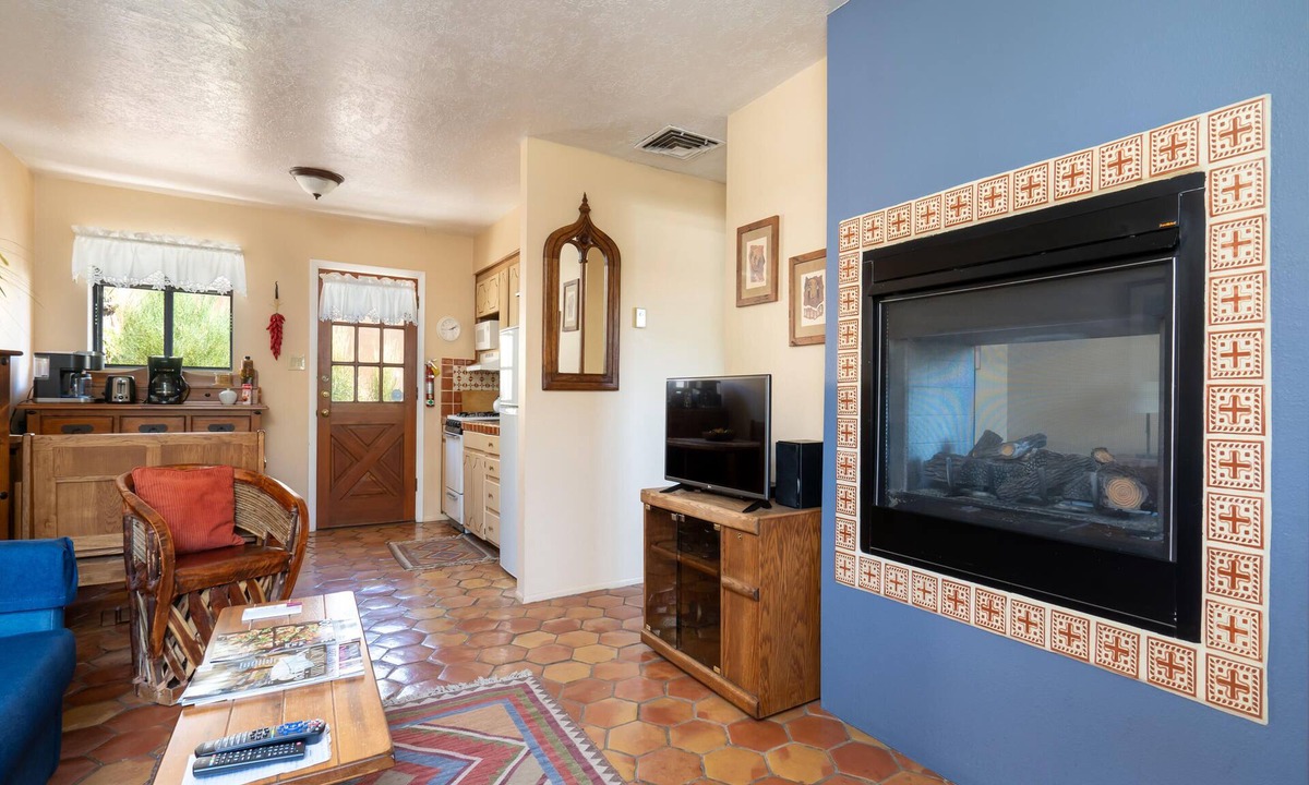 Historic Eastside Condo | Rio Vista Casita | Minutes from Downtown Santa Fe!