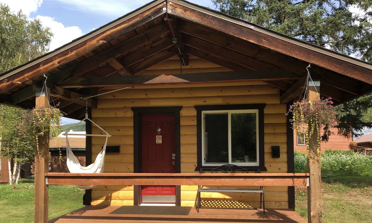 Fairbanks Cabin | Romantic Alaskan Getaway ! Cozy Aurora Log Cabin at Hot Springs near Fairbanks