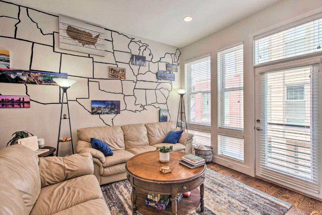 San Rafael House | Rooftop Deck and City Views Denver Abode!