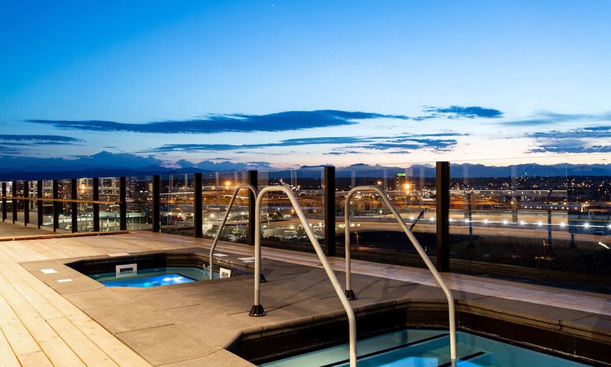 River North Art District Hotel | Rooftop Views & Plunge Pools at Boutique Hotel in RiNo District - 2 Units