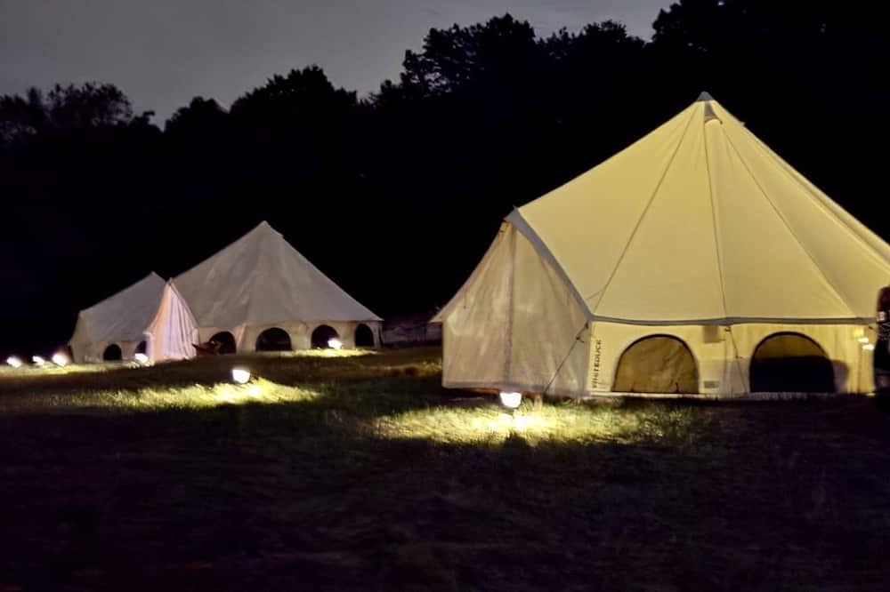 Mount Aetna RV Rental | Rustic Glamping Tent with Farm Animals near Hershey in Fredericksburg, PA