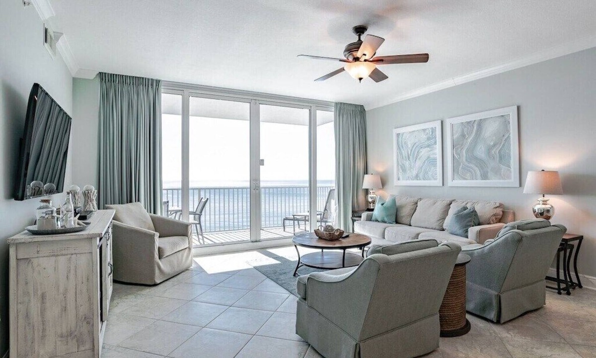 Gulf Shores Condo | San Carlos 1209 | Gorgeous, updated direct beach front! Walk to shop, dine, fun!