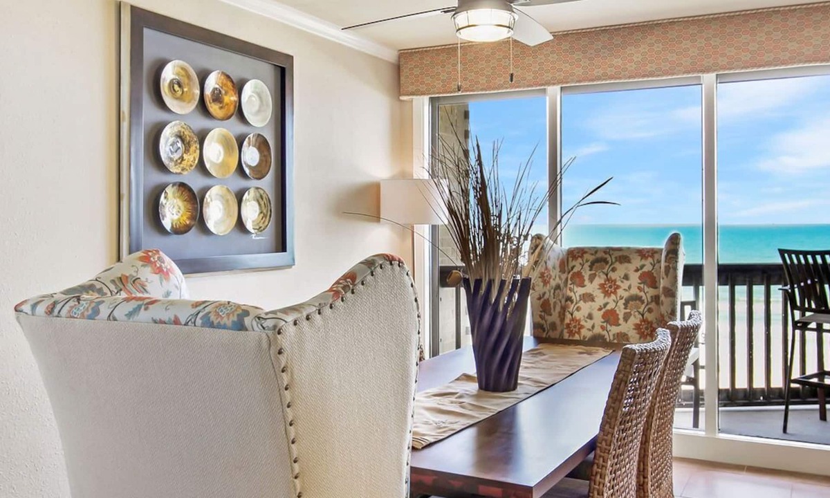 Port Aransas Condo | Sandpiper Condominiums 603L, Panoramic Gulf Views w/direct access to Mustang Island/Port A beaches.