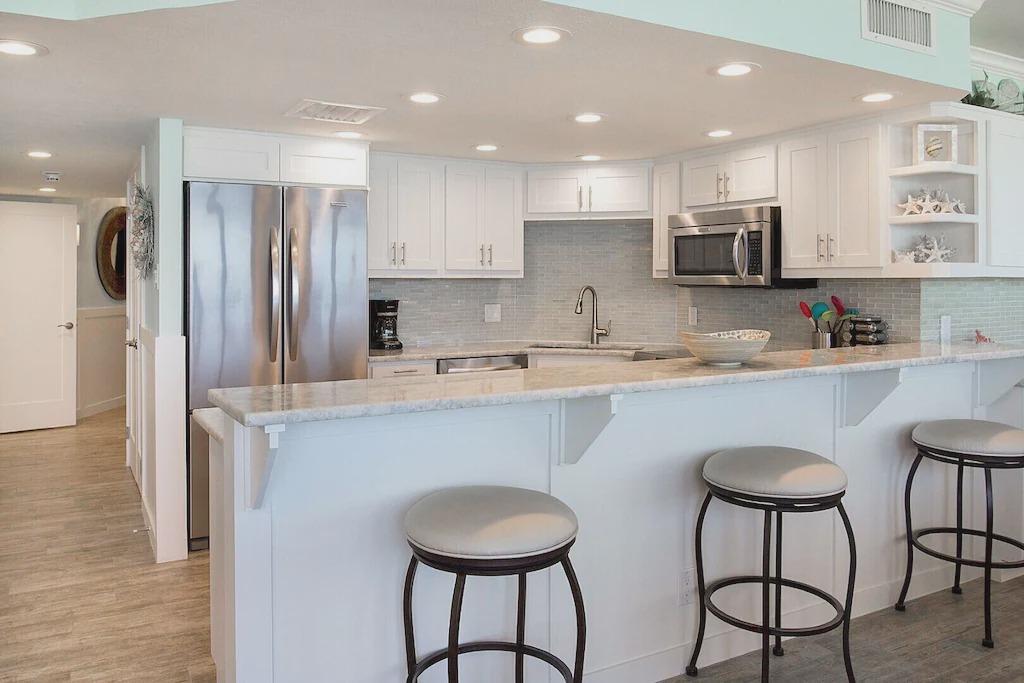 Port Aransas Condo | Sandpiper Condominiums 908L, Panoramic Gulf Views w/ direct access to Mustang Island/Port A beaches.