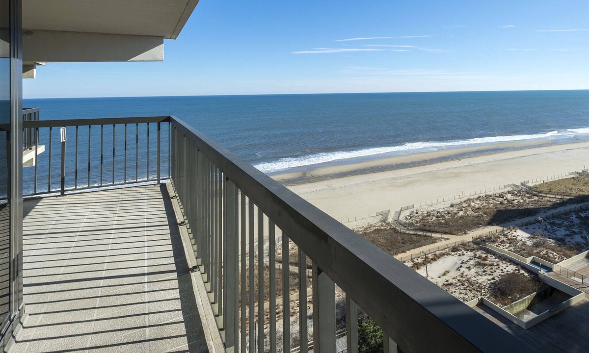 North Ocean City Condo | Sea Watch 1314 is a gorgeous newly remodeled Ocean Front Condo in famous Ocean C
