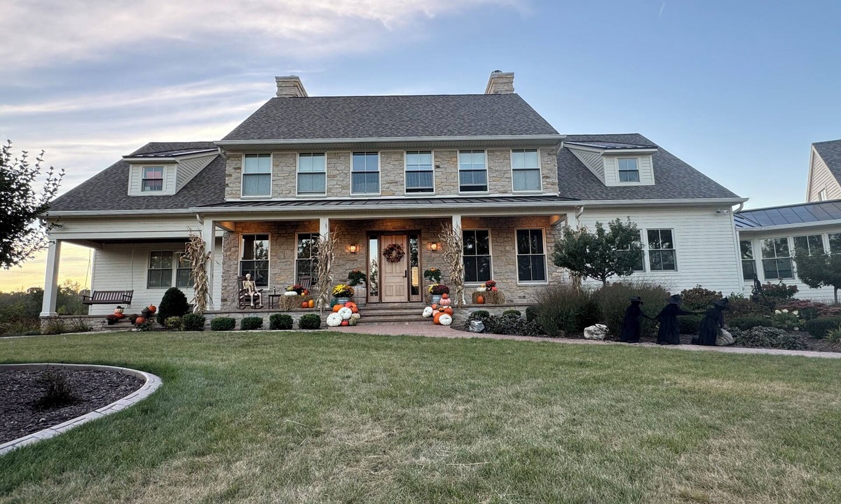 Two Rivers House | Secluded, private, 7500 square foot home just 30 minutes from Lambeau Field.