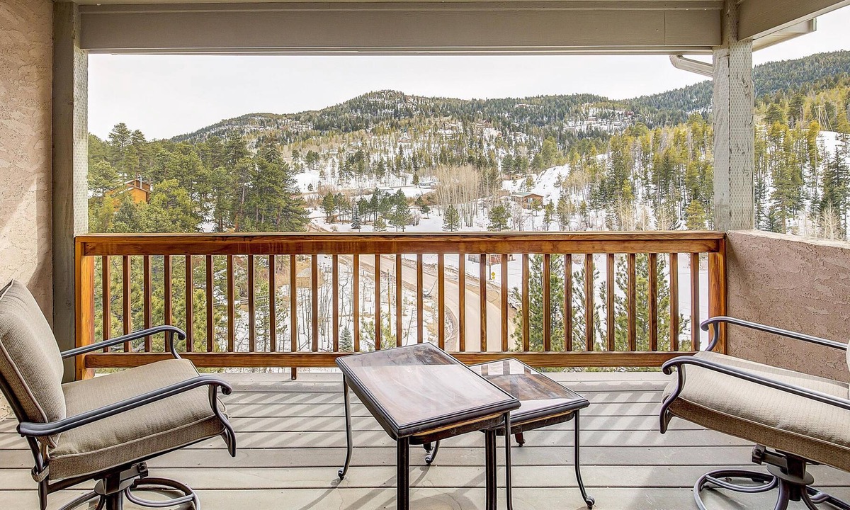 Morrison House | Secluded & Spacious Mountain Getaway