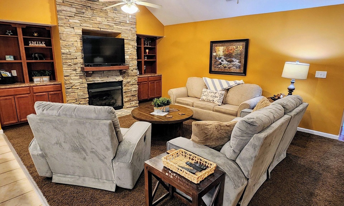 Pigeon Forge Cottage | Serenity Cove #327- Your Peaceful Retreat in the Heart of Pigeon Forge