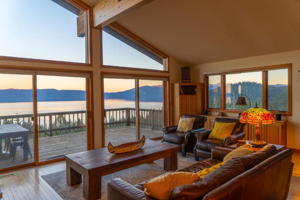 Tahoma House | Sierra Lake View at Rubicon by Tahoe Getaways - 3 BR, Panoramic Lake Views, Private Hot Tub & Private beach!