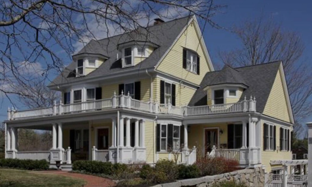 Hingham House | Signature Luxury Hingham Victorian - salt water pool & spa - family friendly