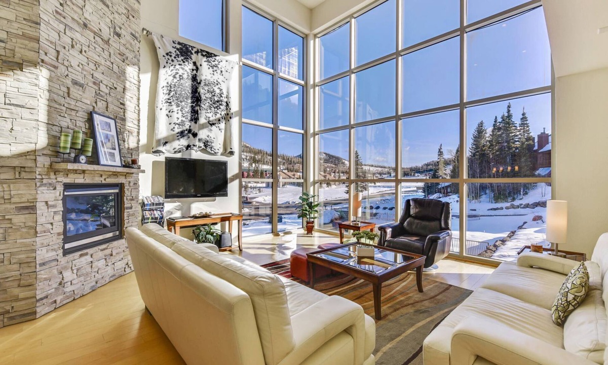 Brian Head Condo | Slopes - 2 bedroom/2 bath plus loft - walking distance to Giant Steps Lifts