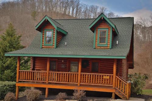 Cascades | Gatlinburg - Pigeon Forge