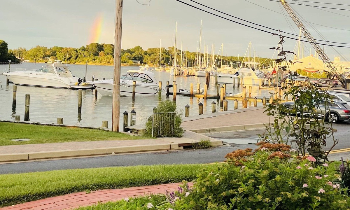 Solomons Apartment | Solomons Island with views of harbor!
