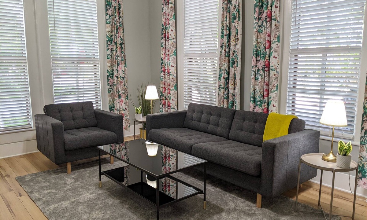 Hyde Park House | Spacious 1BR w/Office in Hyde Park