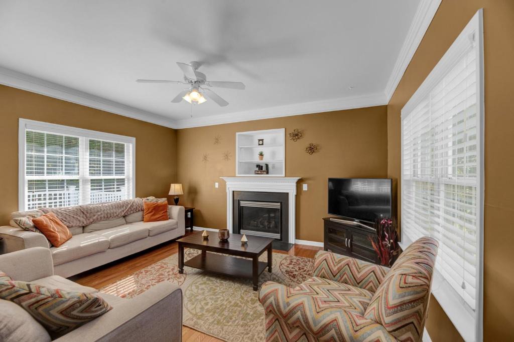 High Point Apartment | Spacious Family Home with Private Backyard, Grill, and Garage! Free high-speed Internet! Minutes from HPU and Furniture Market!